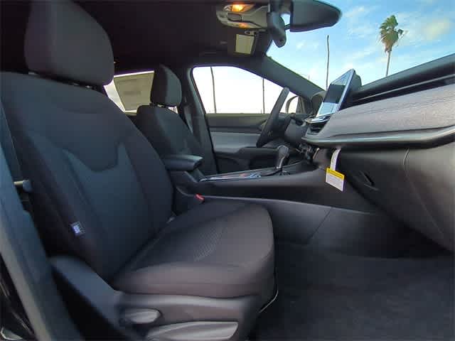 Thumbnail: 2025 Jeep Compass - 21