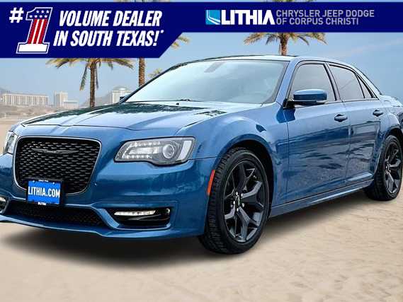 2023 Chrysler 300 Touring L RWD's photo