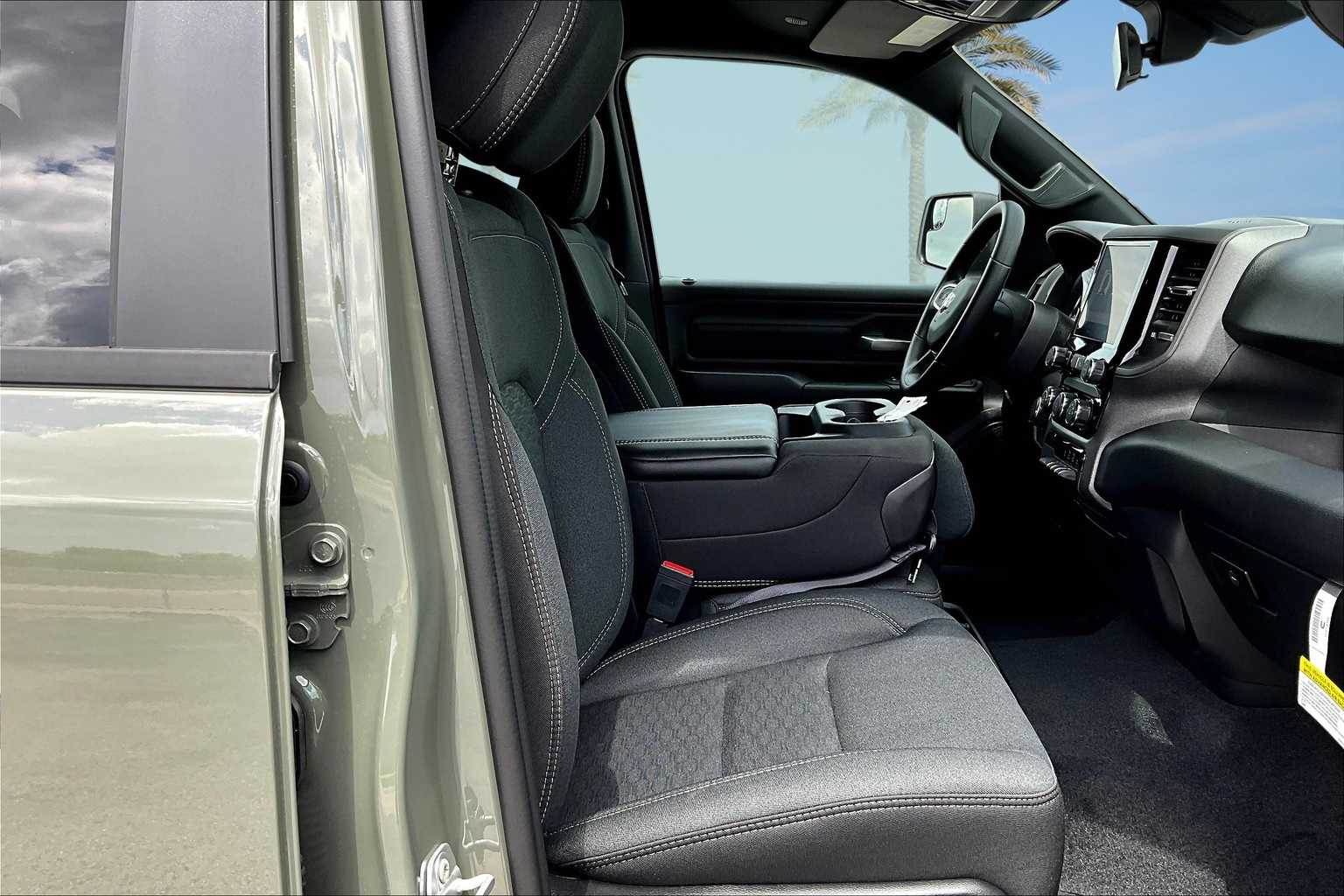 Thumbnail: 2025 RAM 1500 - 14