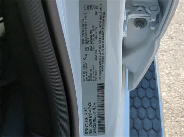 Thumbnail: 2025 RAM 1500 - 38