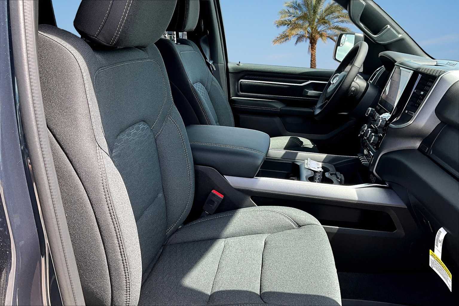 Thumbnail: 2026 RAM 1500 - 14