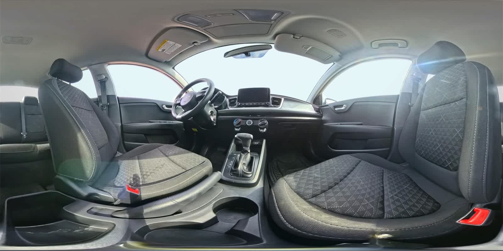 Thumbnail: 2023 Kia Rio - 31