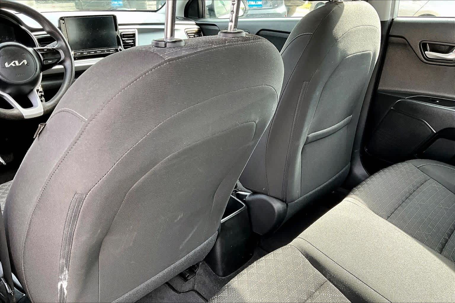 Thumbnail: 2023 Kia Rio - 11