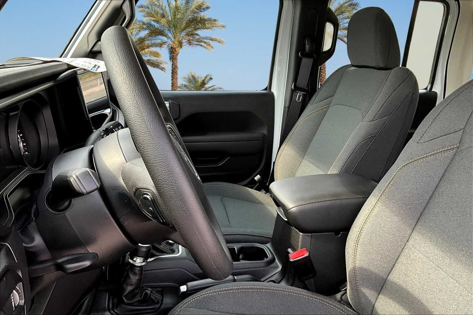 Thumbnail: 2025 Jeep Wrangler - 10