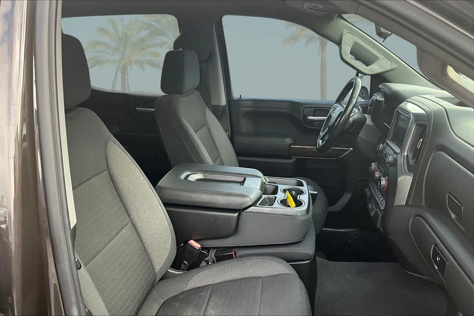 Thumbnail: 2021 Chevrolet Silverado 1500 - 13