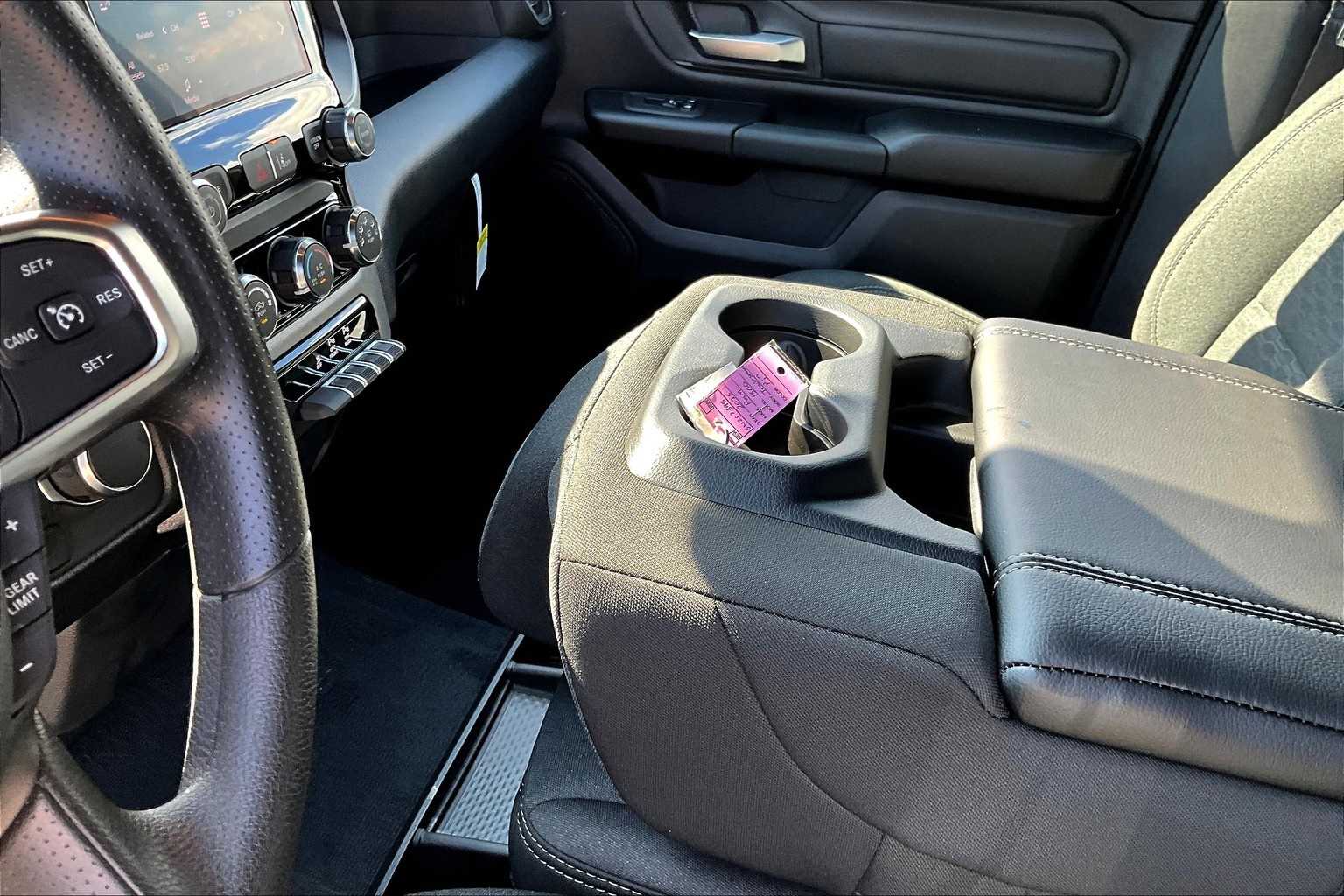 Thumbnail: 2025 RAM 1500 - 15