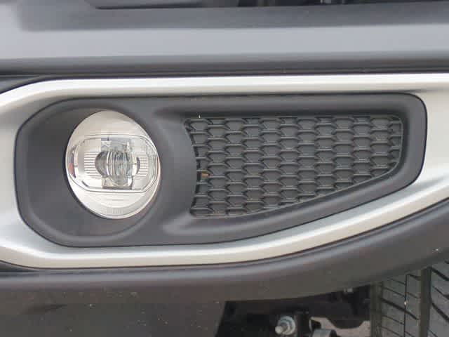 2025 Jeep Wrangler 4-Door Sahara - Photo 11