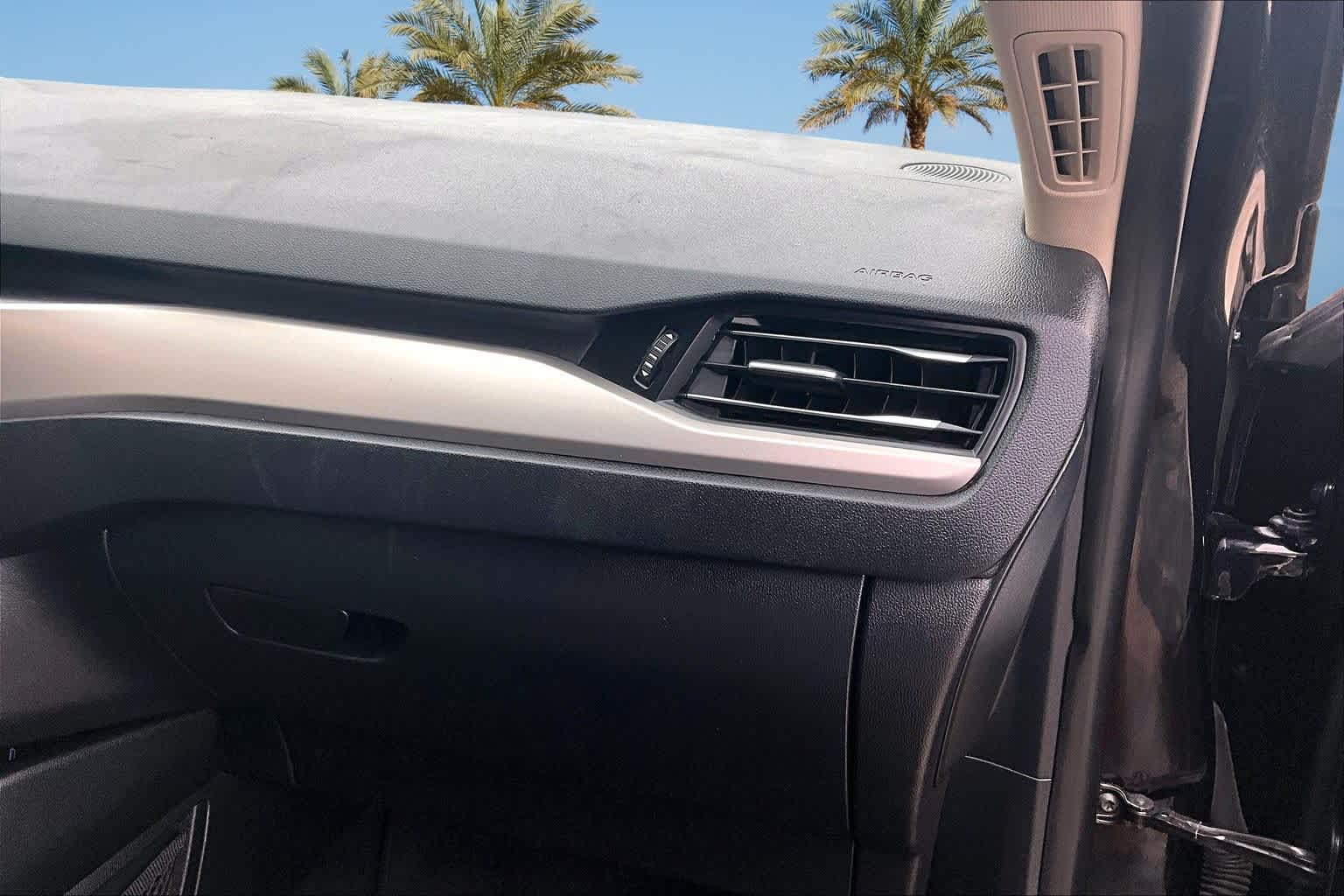 Thumbnail: 2020 Ford Escape - 21