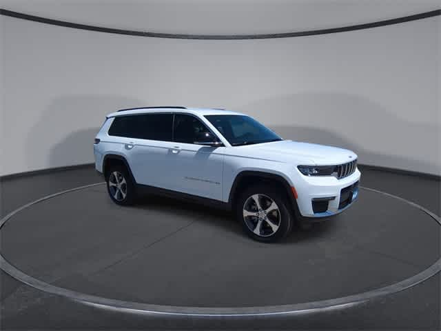 Thumbnail: 2025 Jeep Grand Cherokee - 2