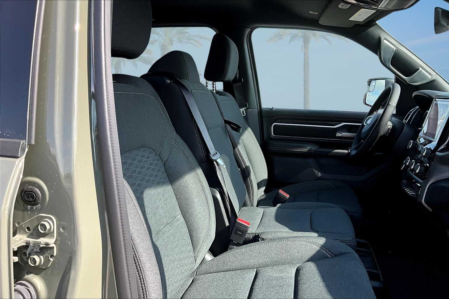 Thumbnail: 2025 RAM 1500 - 14