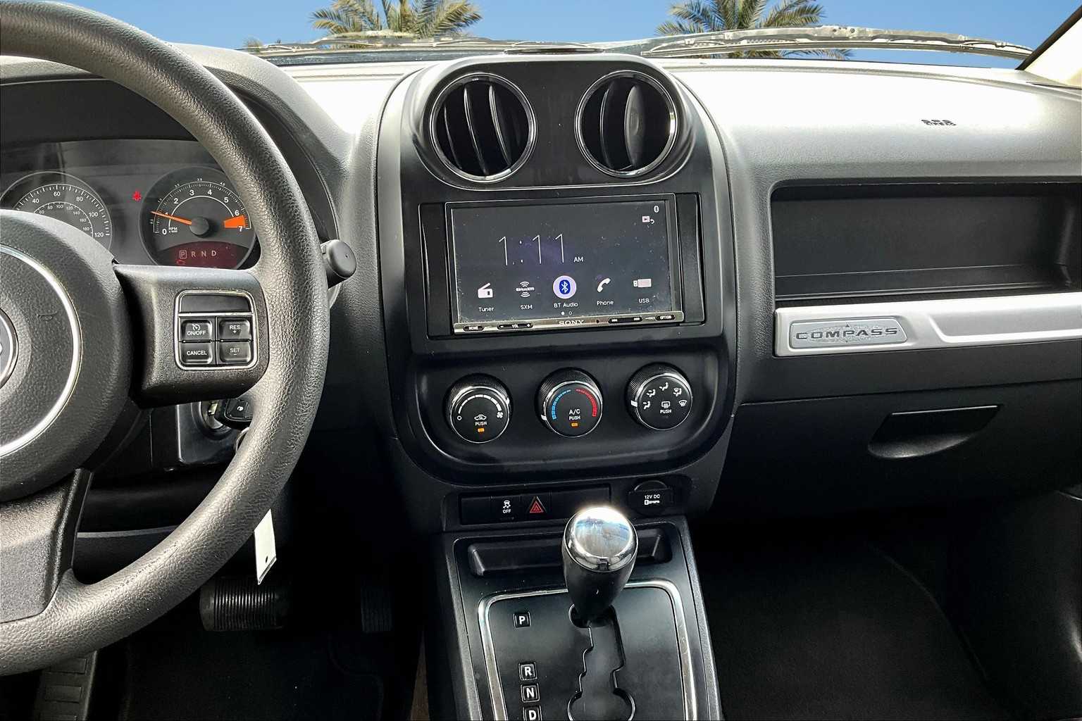 Thumbnail: 2014 Jeep Compass - 15