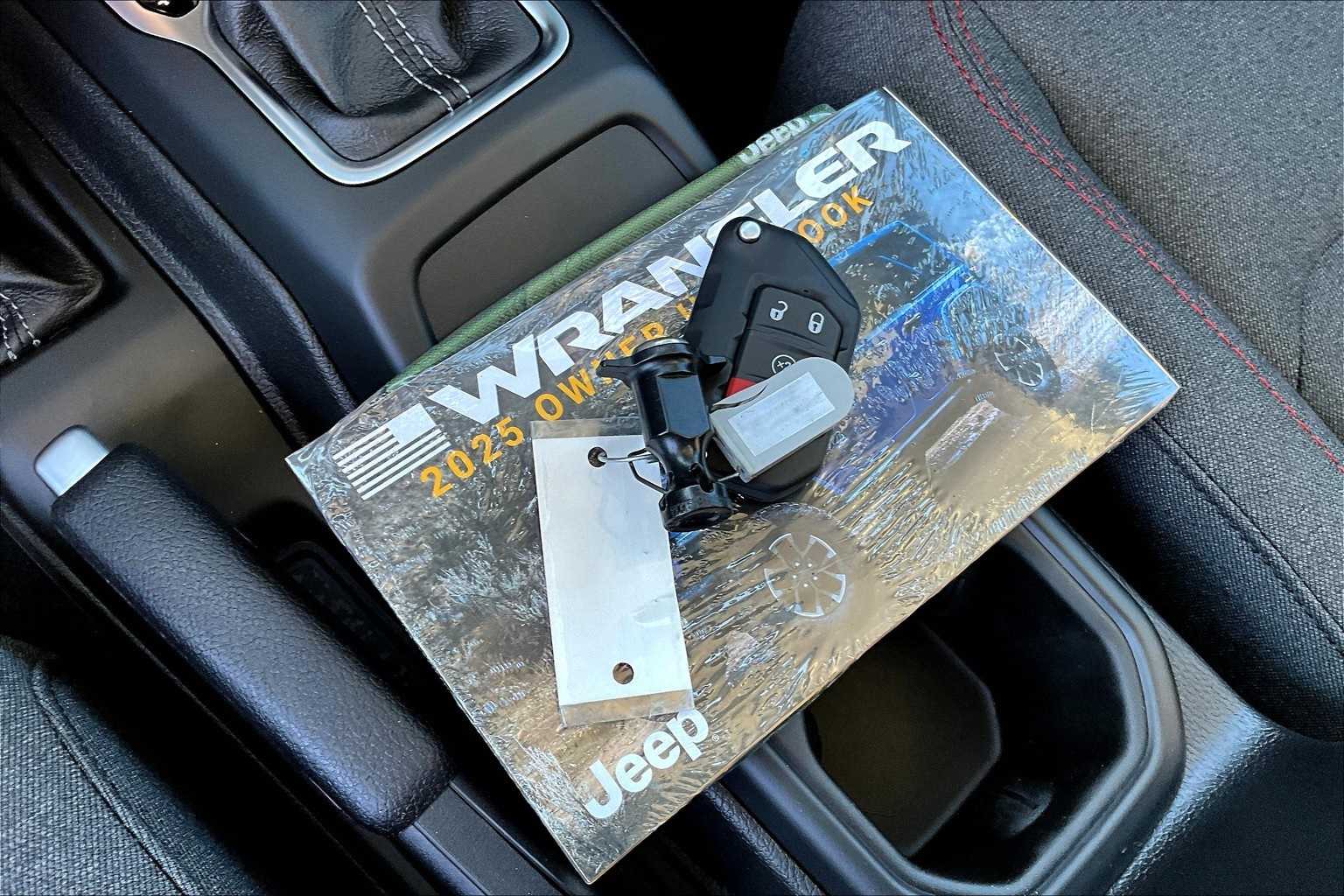 Thumbnail: 2025 Jeep Wrangler - 19