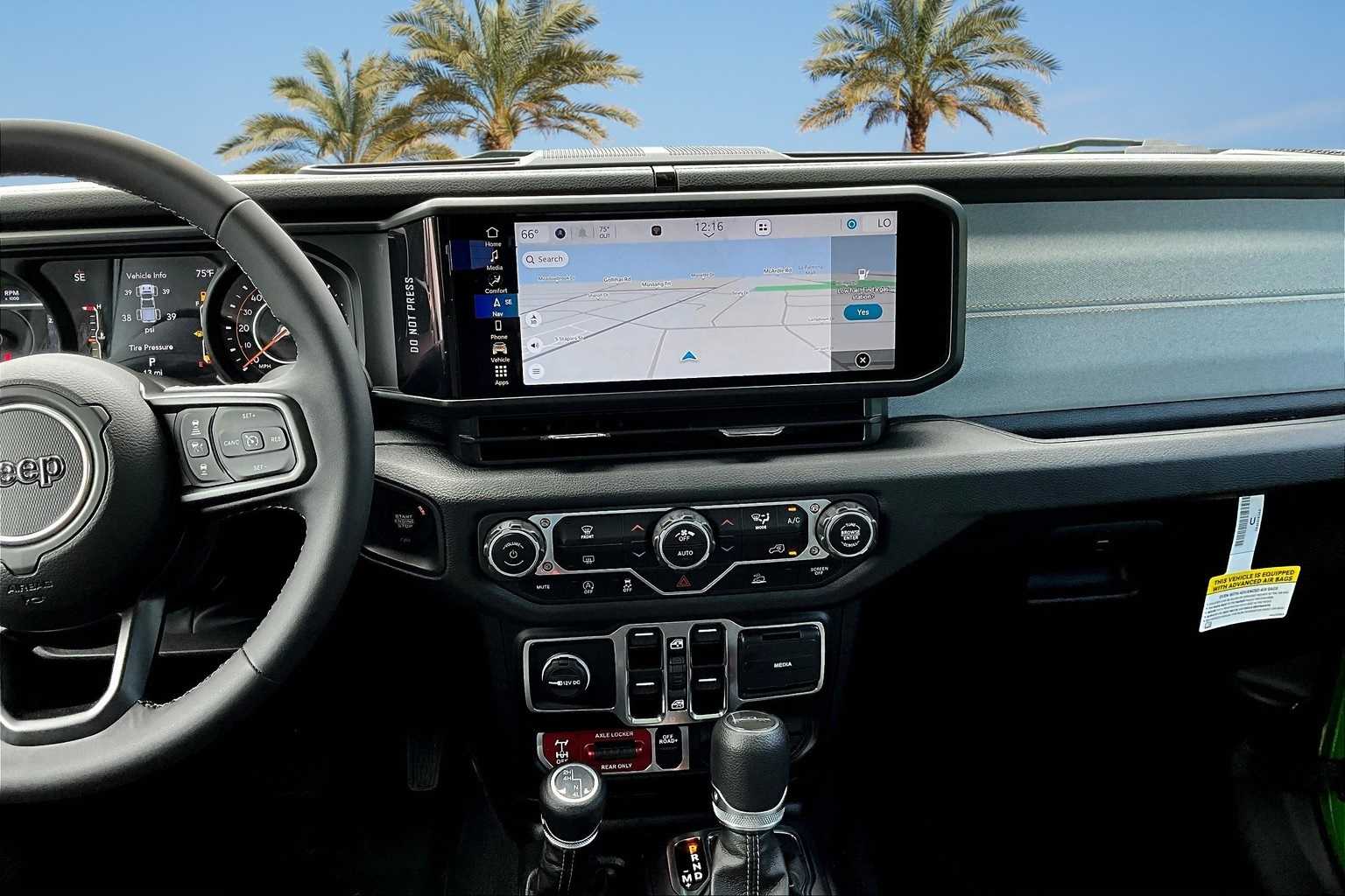 Thumbnail: 2025 Jeep Gladiator - 10