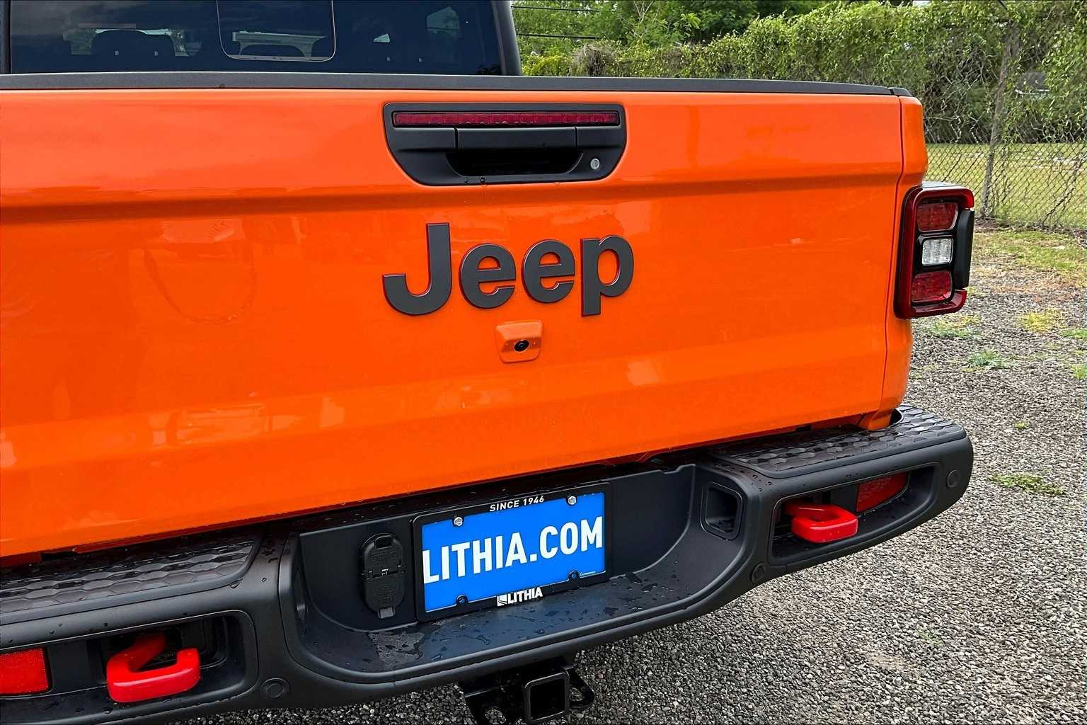 Thumbnail: 2025 Jeep Gladiator - 5