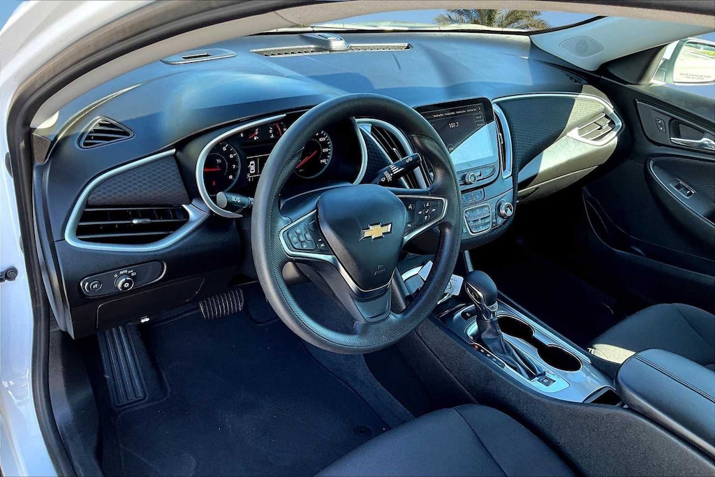 Used 2024 Chevrolet Malibu 1LT Sedan