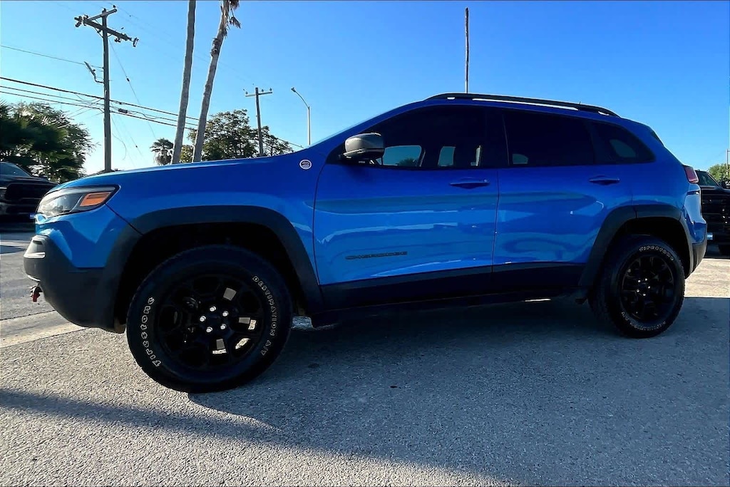 Used 2019 Jeep Cherokee Trailhawk 4x4 SUV