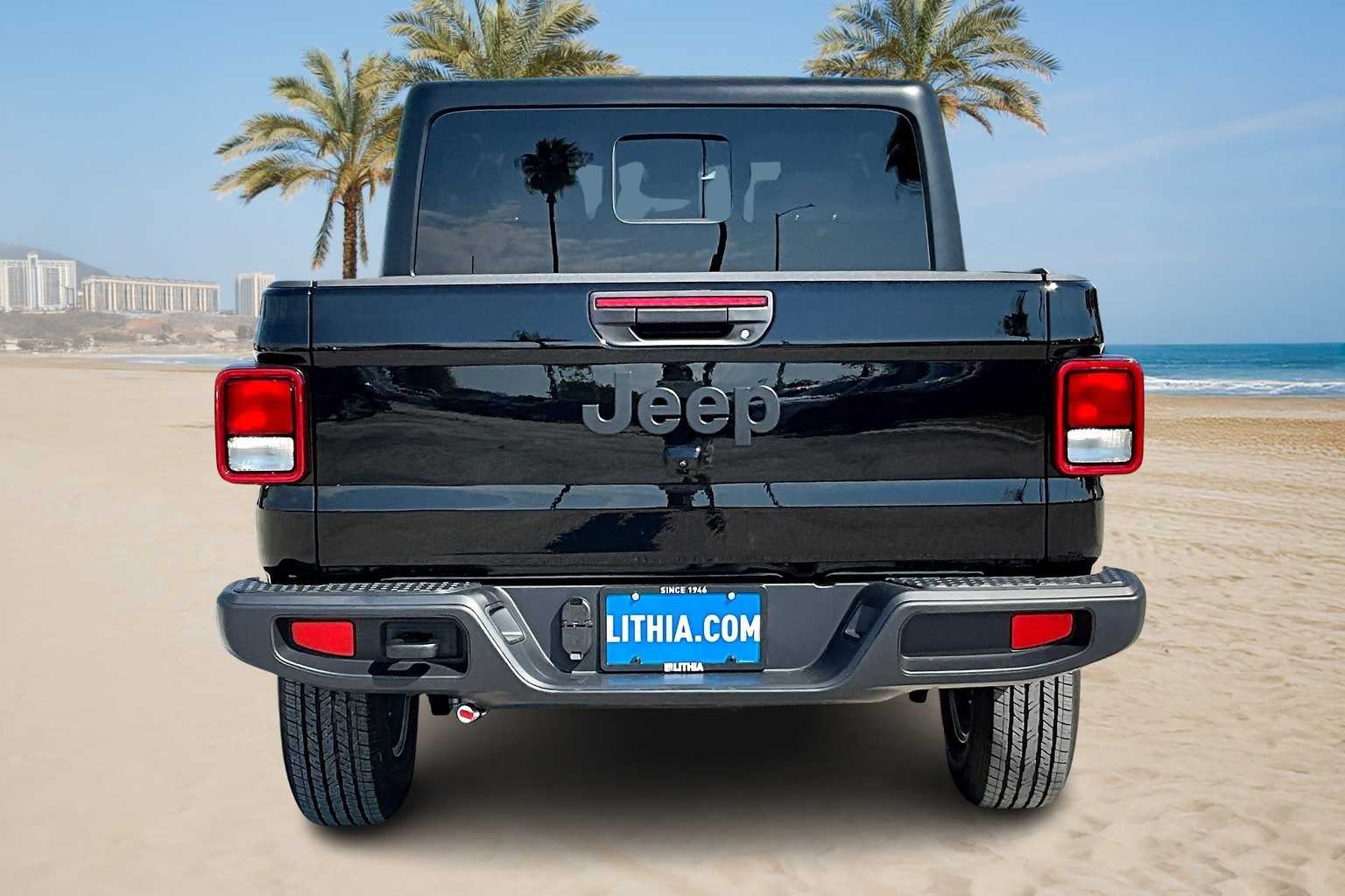 Thumbnail: 2025 Jeep Gladiator - 6