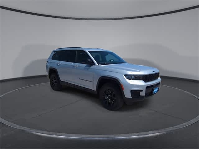Thumbnail: 2025 Jeep Grand Cherokee - 2