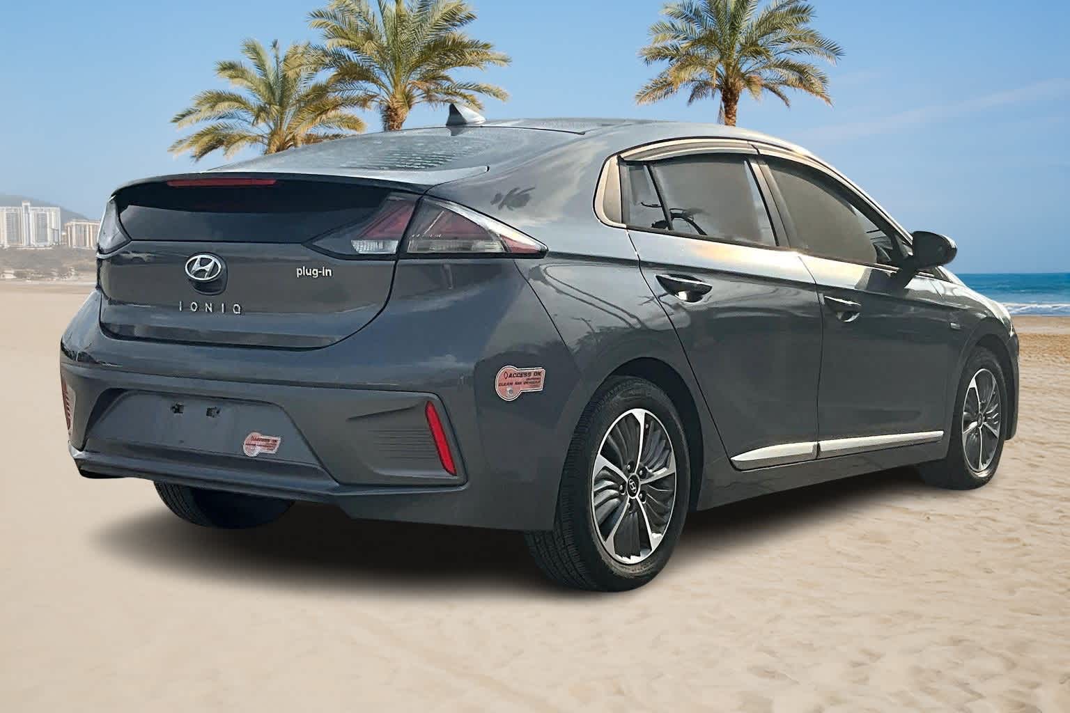 Thumbnail: 2020 Hyundai Ioniq - 19