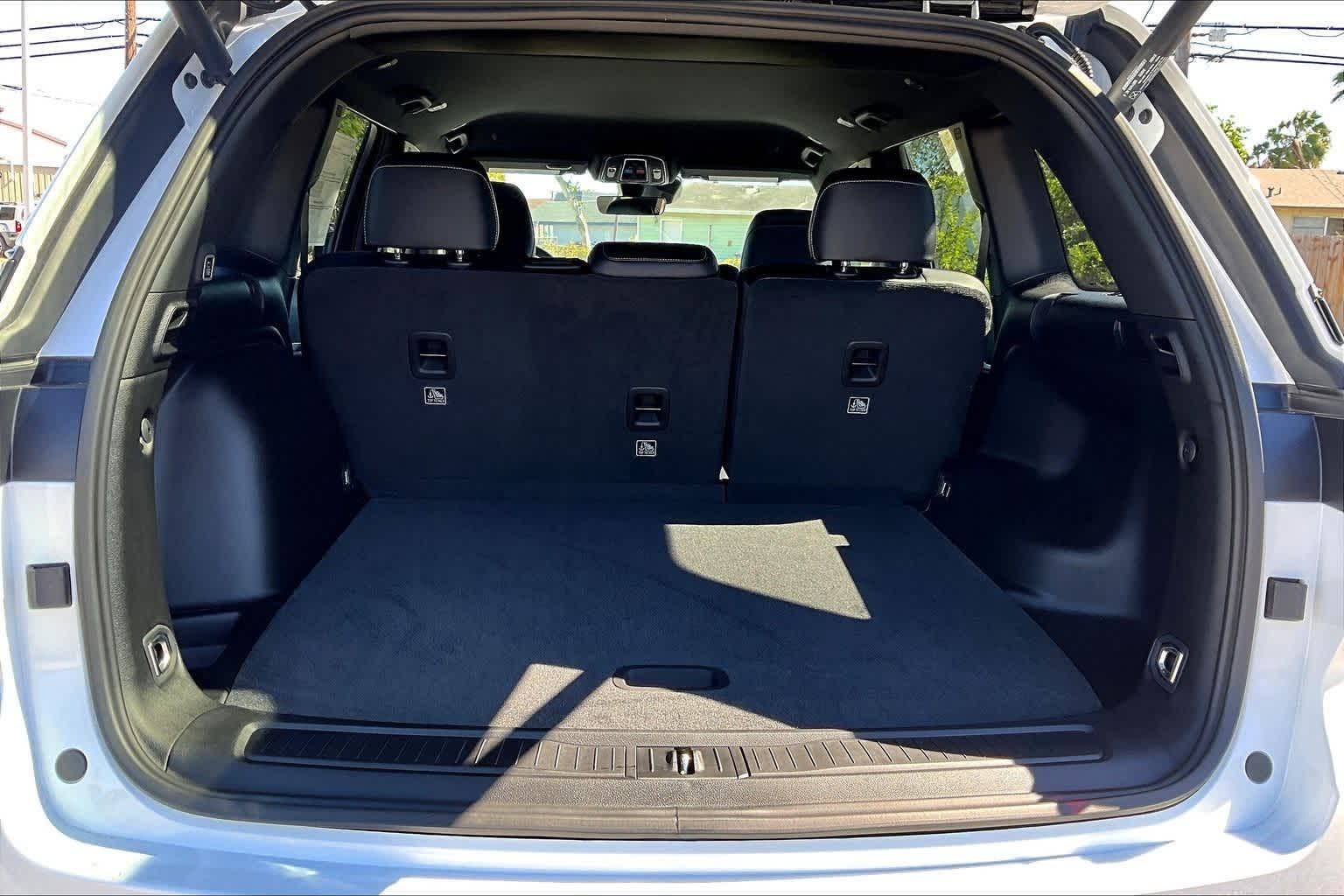 Thumbnail: 2025 Jeep Grand Cherokee - 19