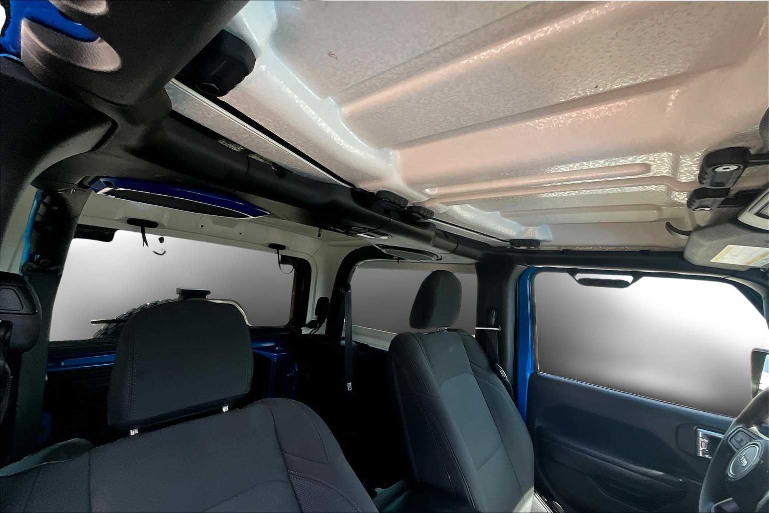 Thumbnail: 2021 Jeep Wrangler - 28