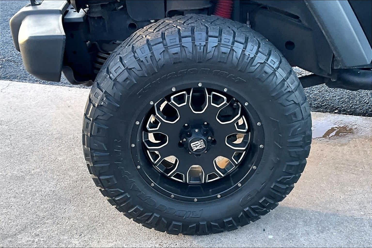 Thumbnail: 2014 Jeep Wrangler - 29