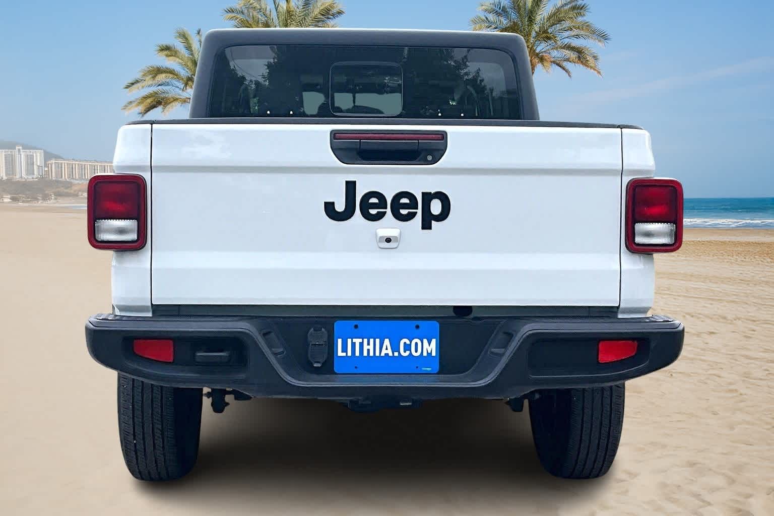 Thumbnail: 2023 Jeep Gladiator - 5