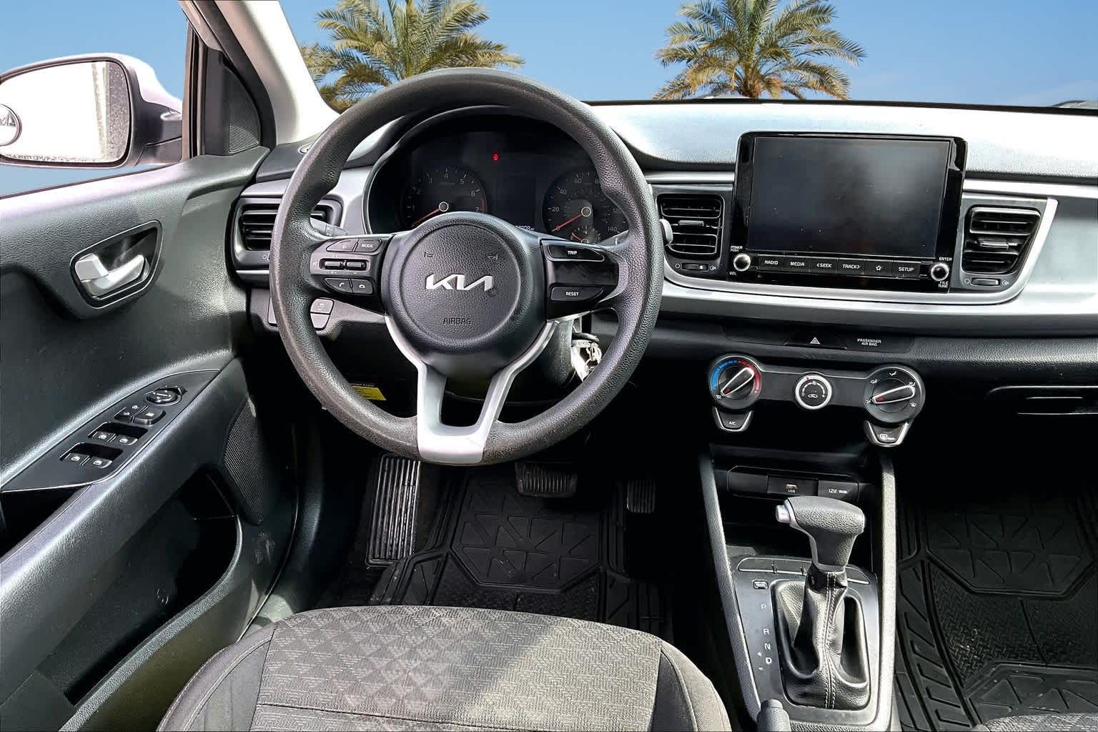 Thumbnail: 2023 Kia Rio - 14