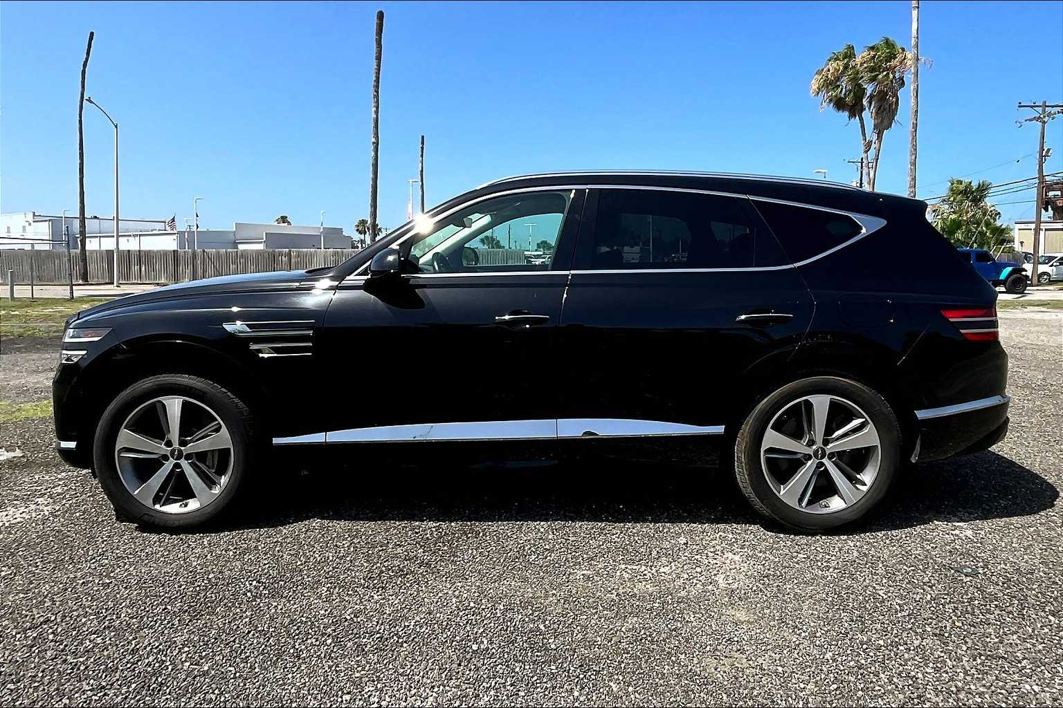 Thumbnail: 2021 Genesis GV80 - 3