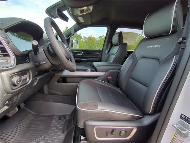 Thumbnail: 2025 RAM 1500 - 17