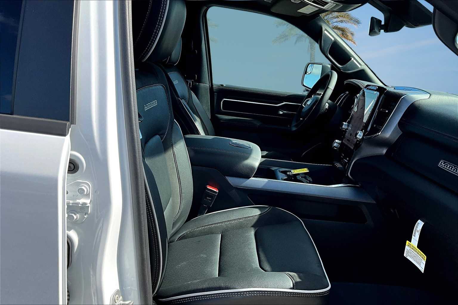 Thumbnail: 2026 RAM 1500 - 14