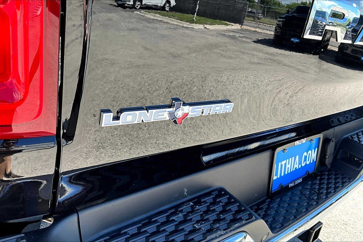 Thumbnail: 2026 RAM 1500 - 7