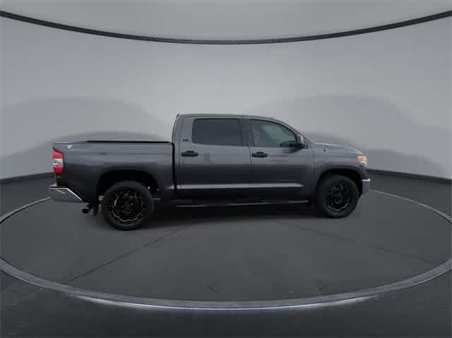 Thumbnail: 2017 Toyota Tundra - 9
