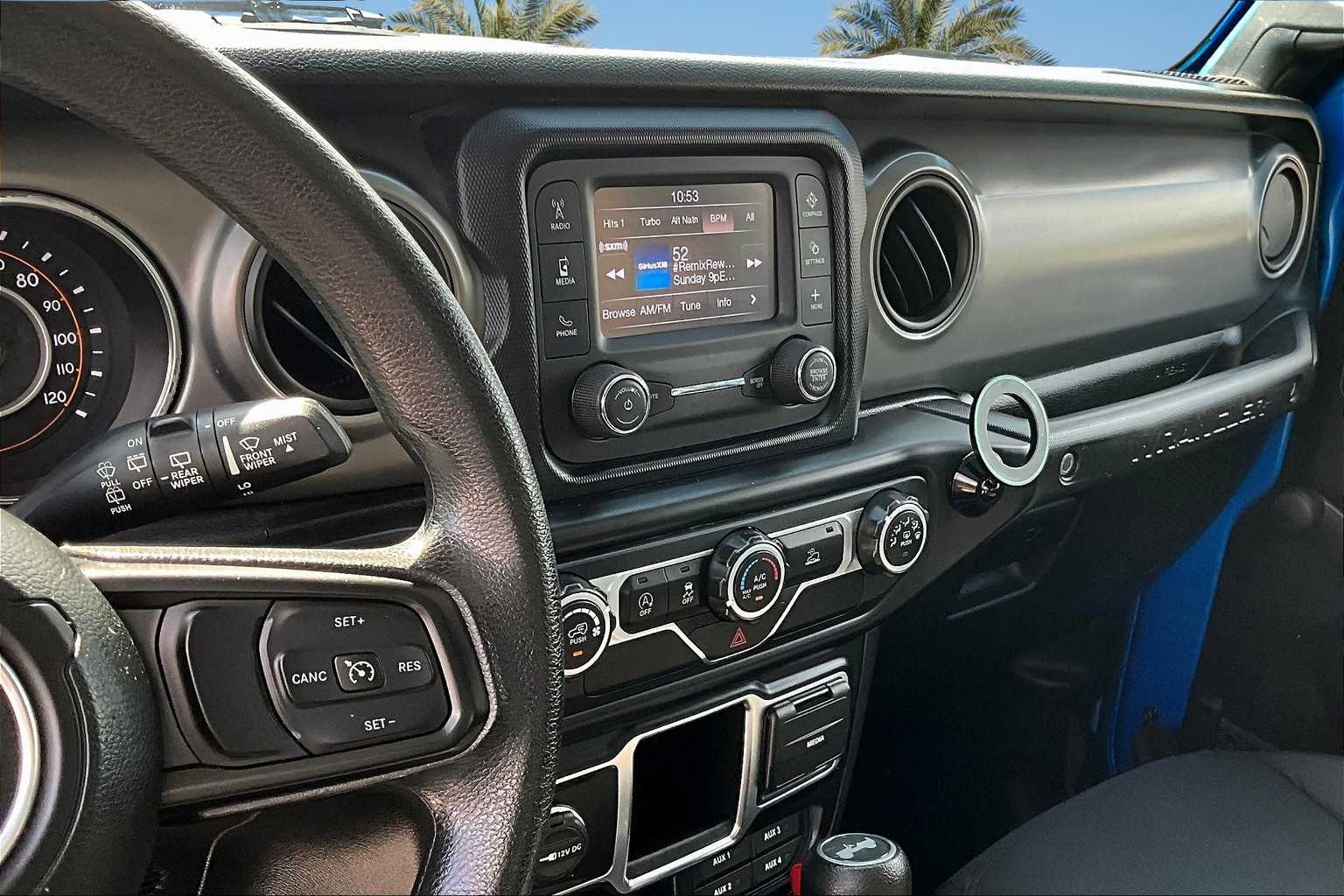 Thumbnail: 2021 Jeep Wrangler - 14