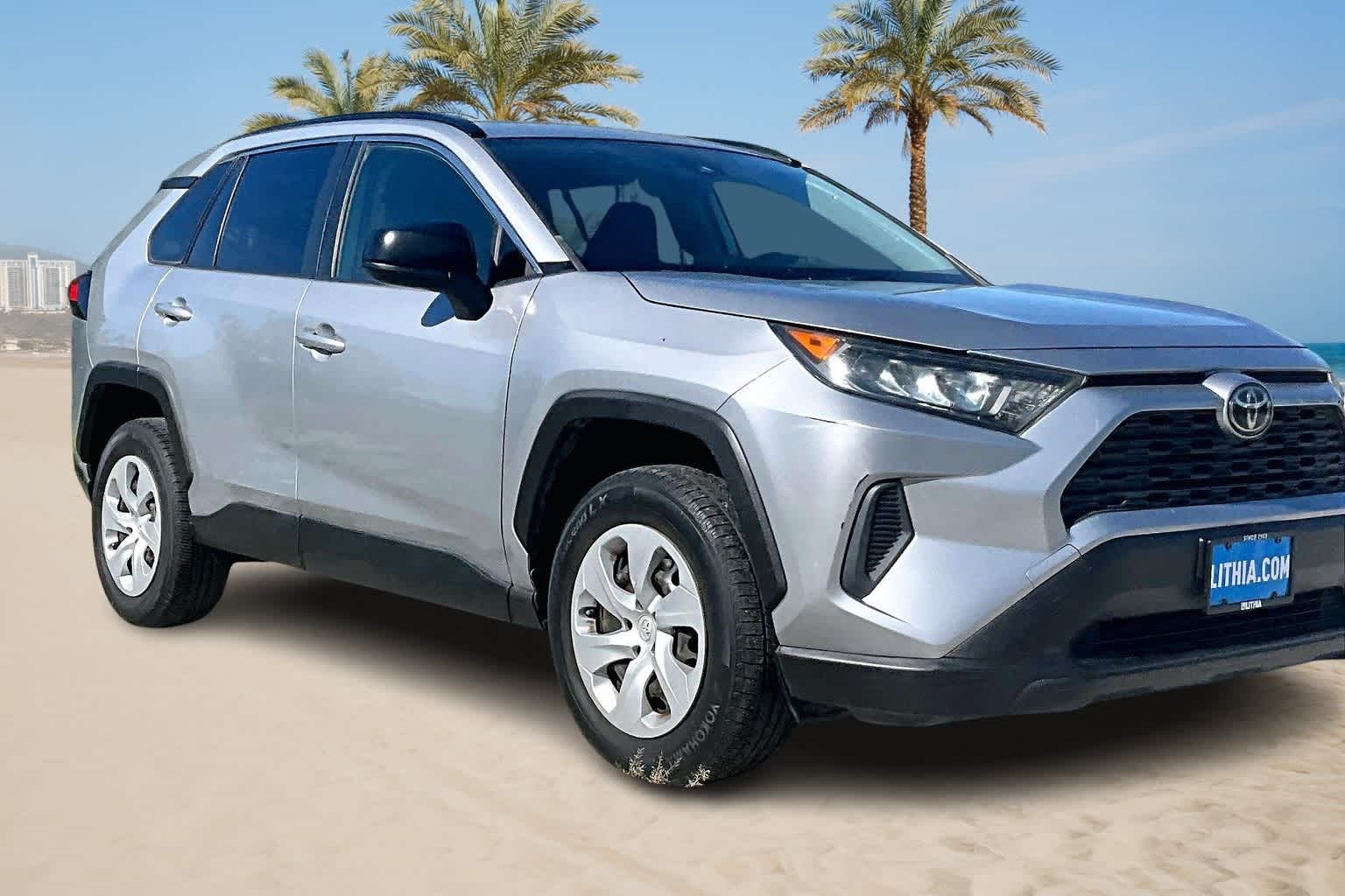 Thumbnail: 2019 Toyota RAV4 - 19