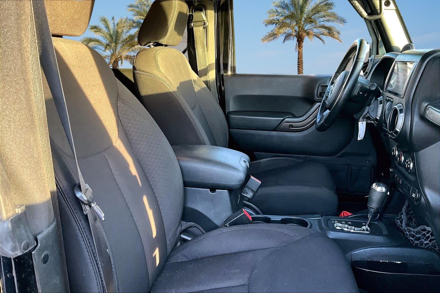 Thumbnail: 2014 Jeep Wrangler - 11