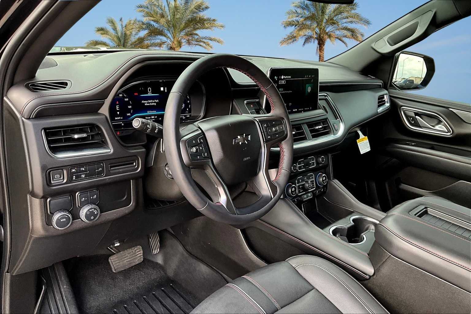 2022 Chevrolet Tahoe RST photo 2