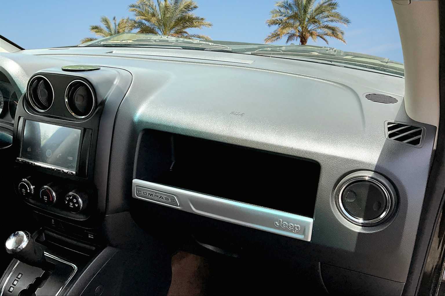 Thumbnail: 2014 Jeep Compass - 23