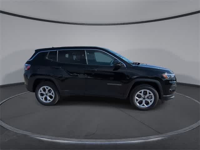 Thumbnail: 2025 Jeep Compass - 9