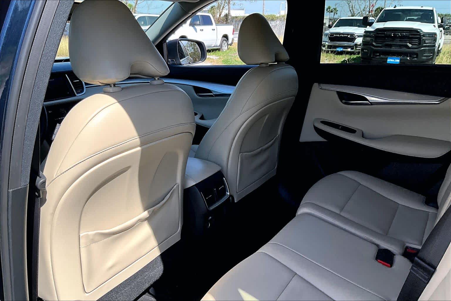 Thumbnail: 2021 INFINITI QX50 - 18