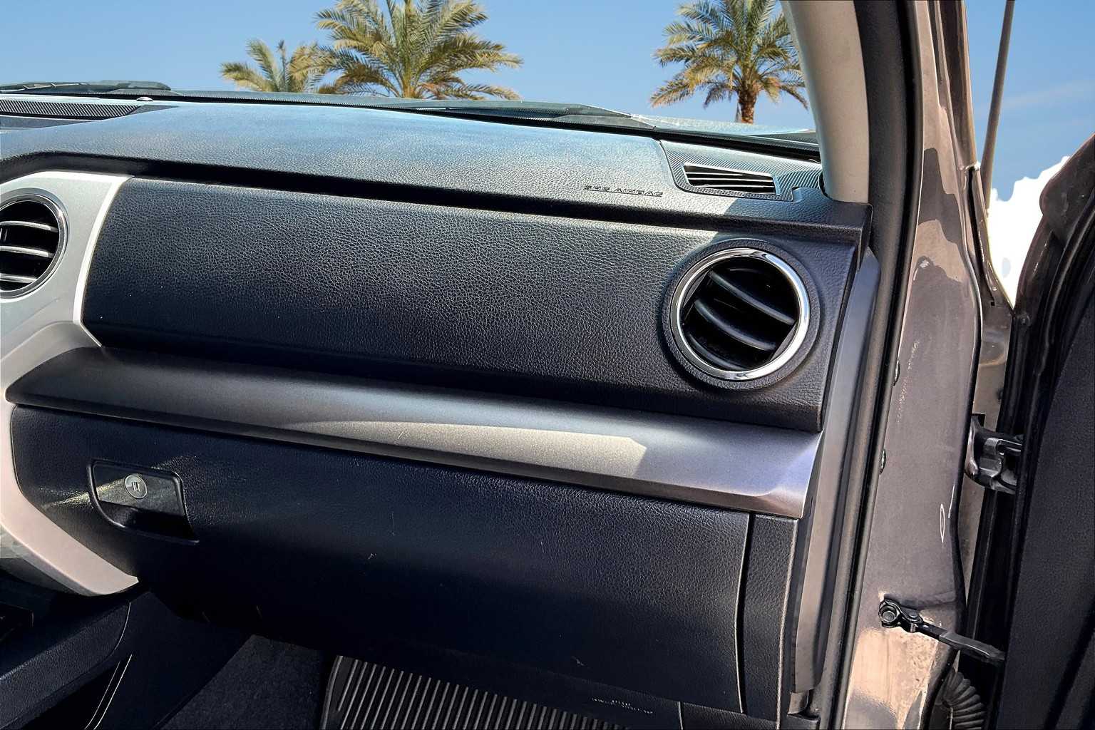 Thumbnail: 2019 Toyota Tundra - 23