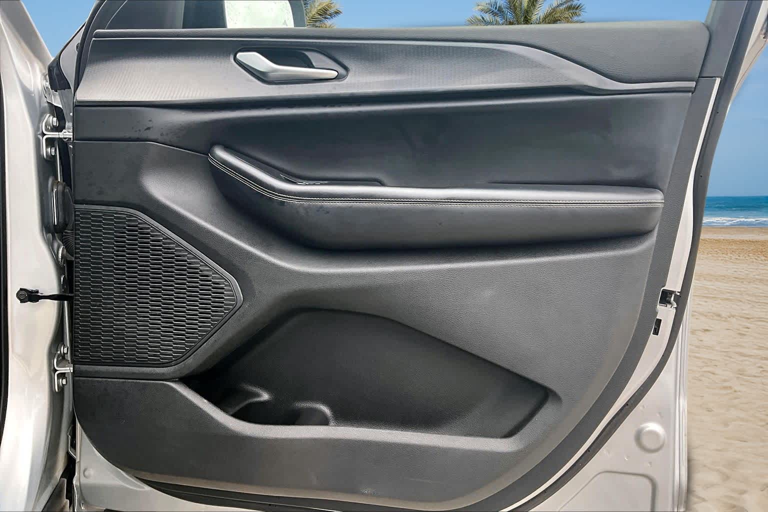 Thumbnail: 2023 Jeep Grand Cherokee - 26