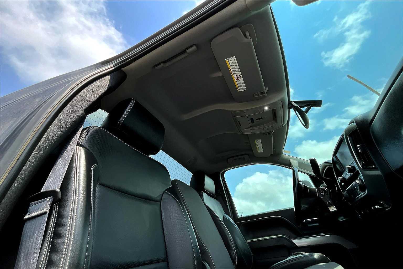 Thumbnail: 2015 Chevrolet Silverado 3500 - 23