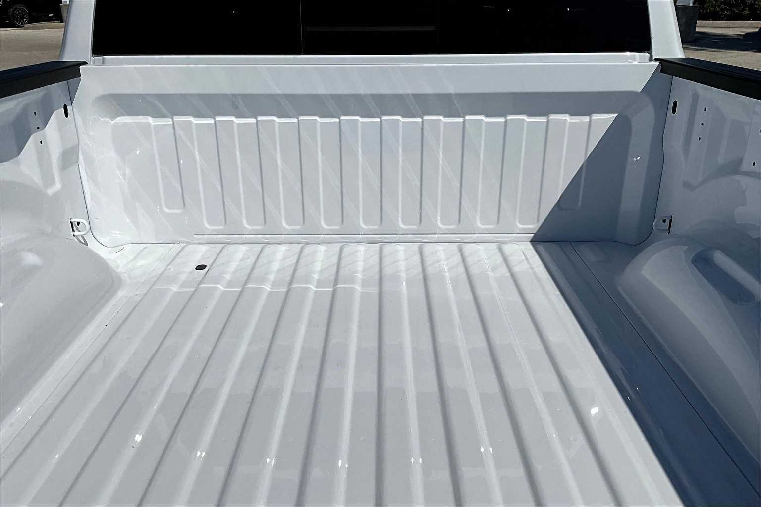 Thumbnail: 2025 RAM 1500 - 18