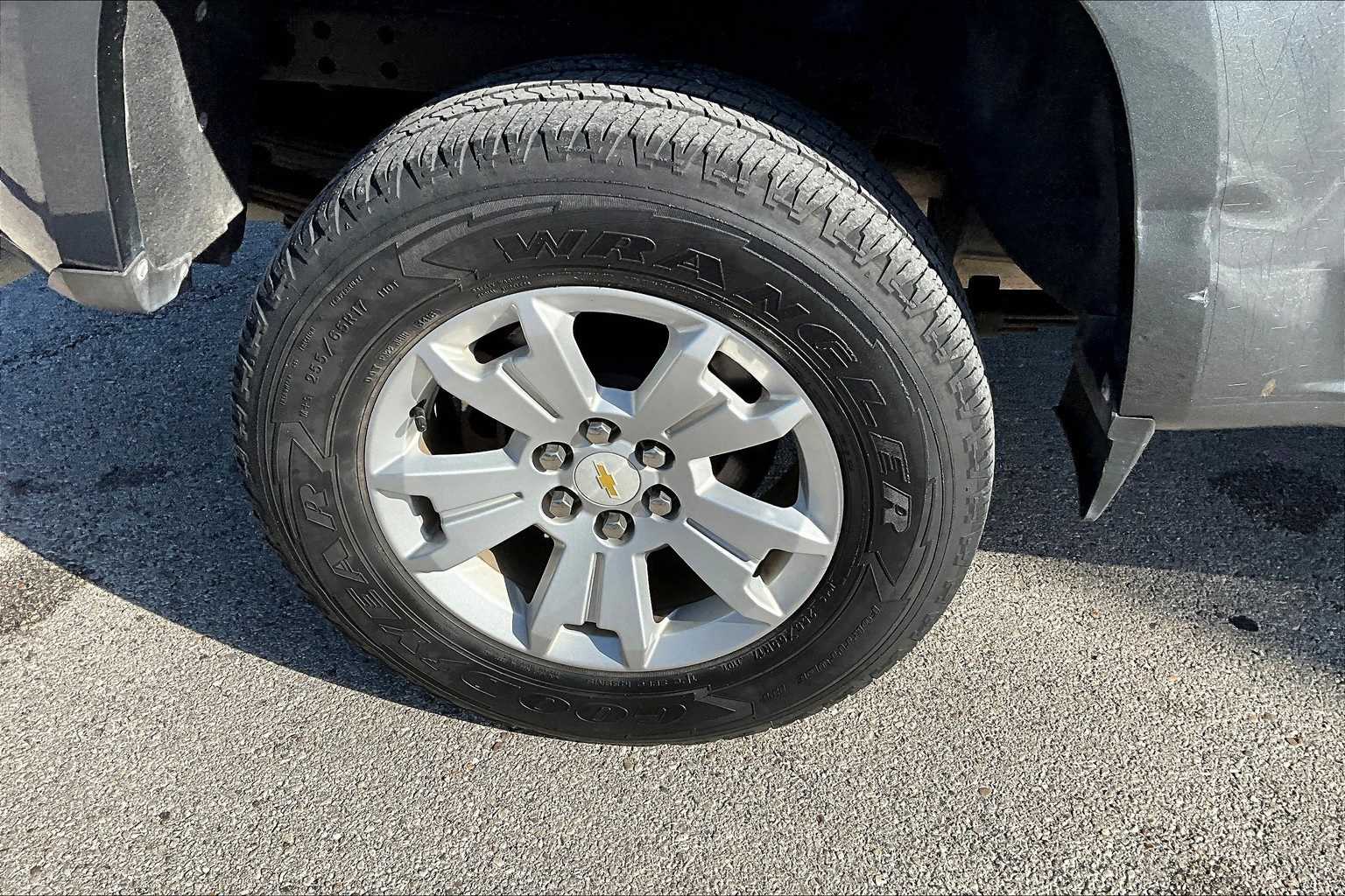 Thumbnail: 2016 Chevrolet Colorado - 29