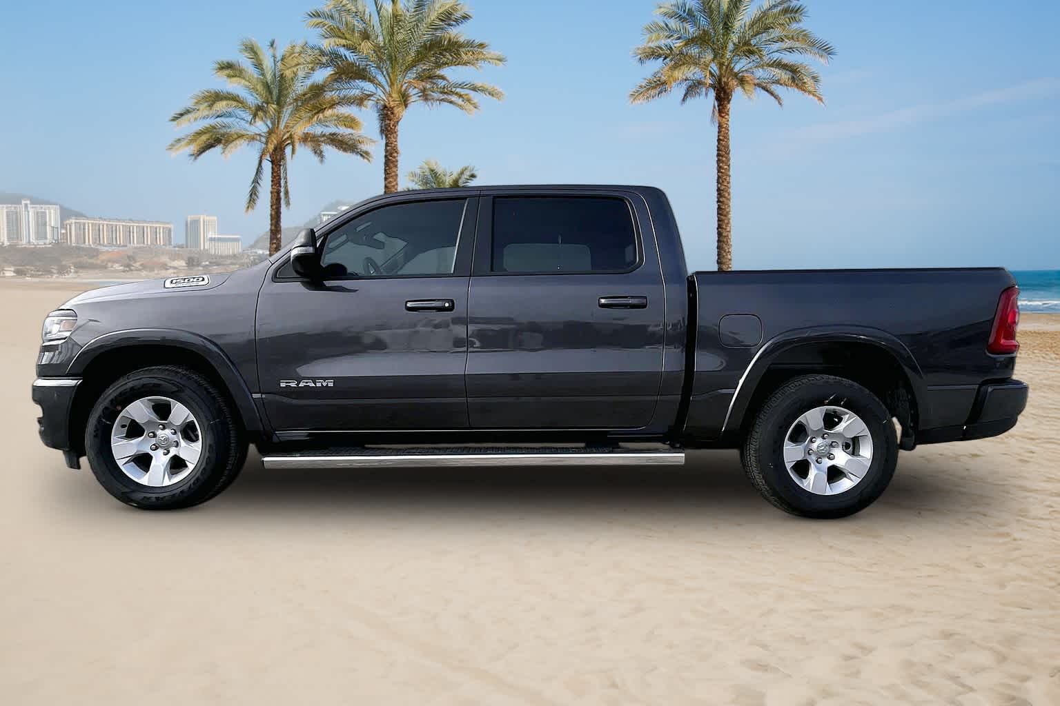 New 2025 Ram 1500 LONE STAR CREW CAB 4X2 5'7 BOX Pickup