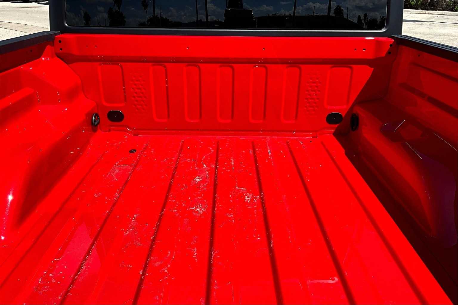 Thumbnail: 2025 Jeep Gladiator - 18