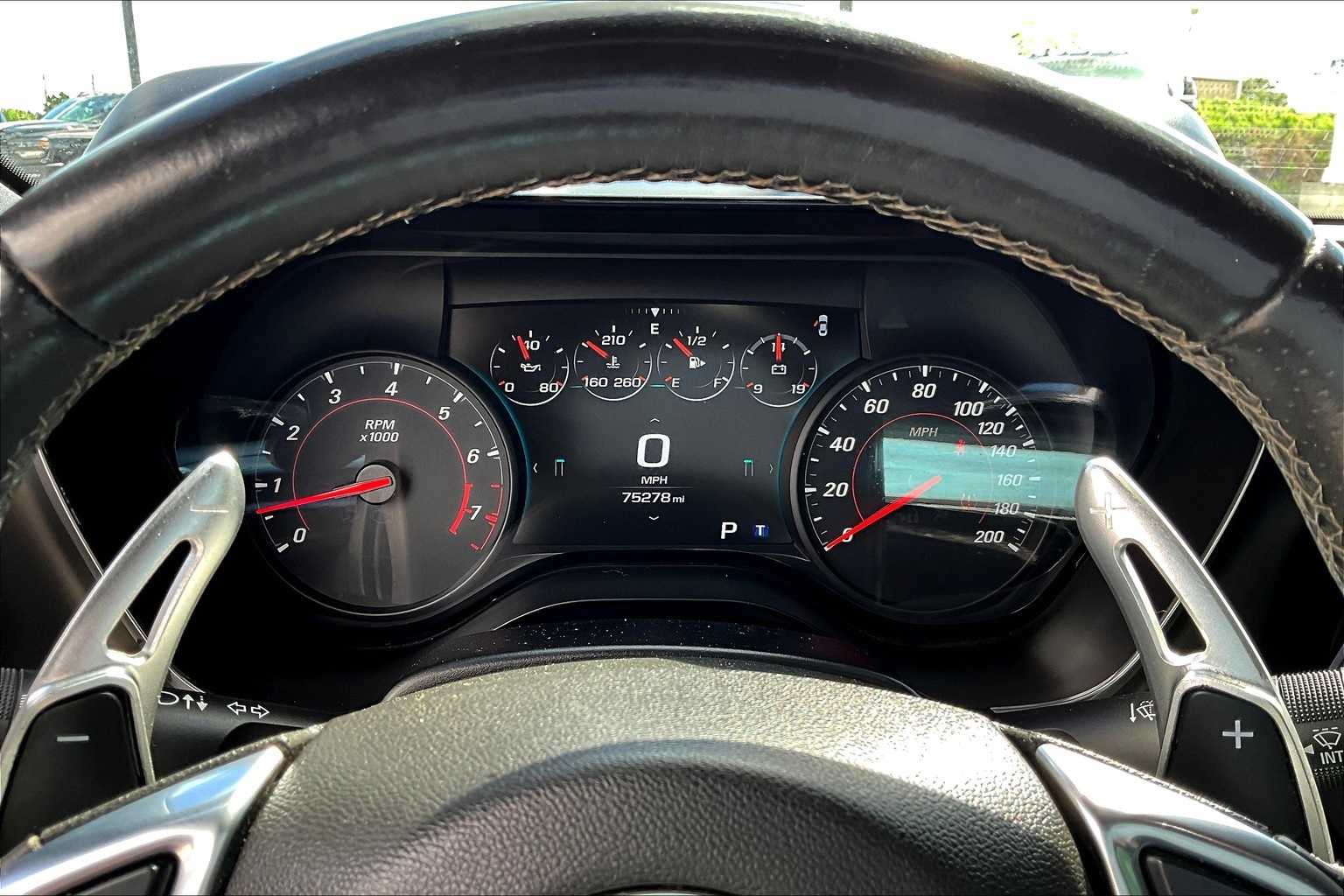 Thumbnail: 2017 Chevrolet Camaro - 16