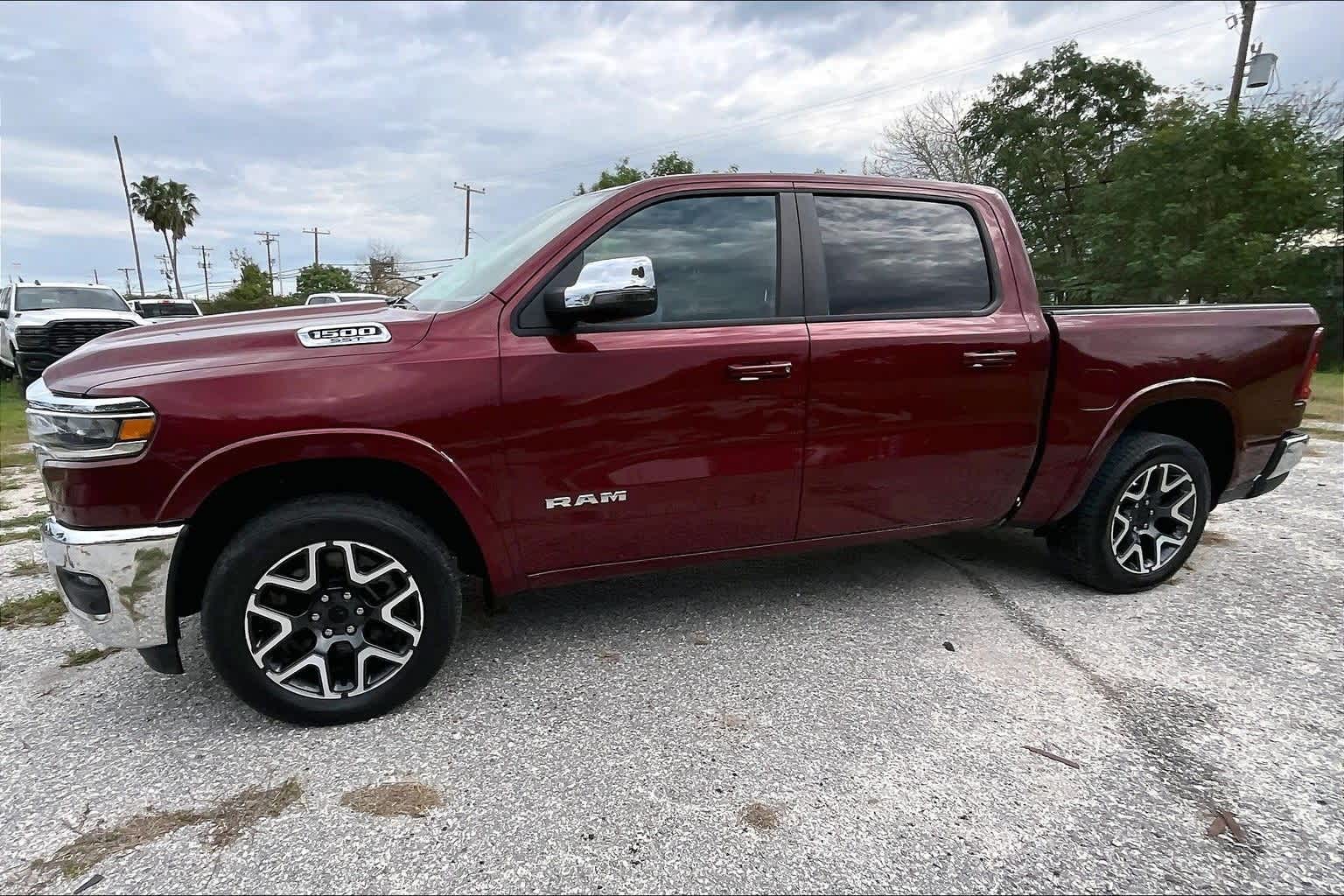 Thumbnail: 2025 RAM 1500 - 3