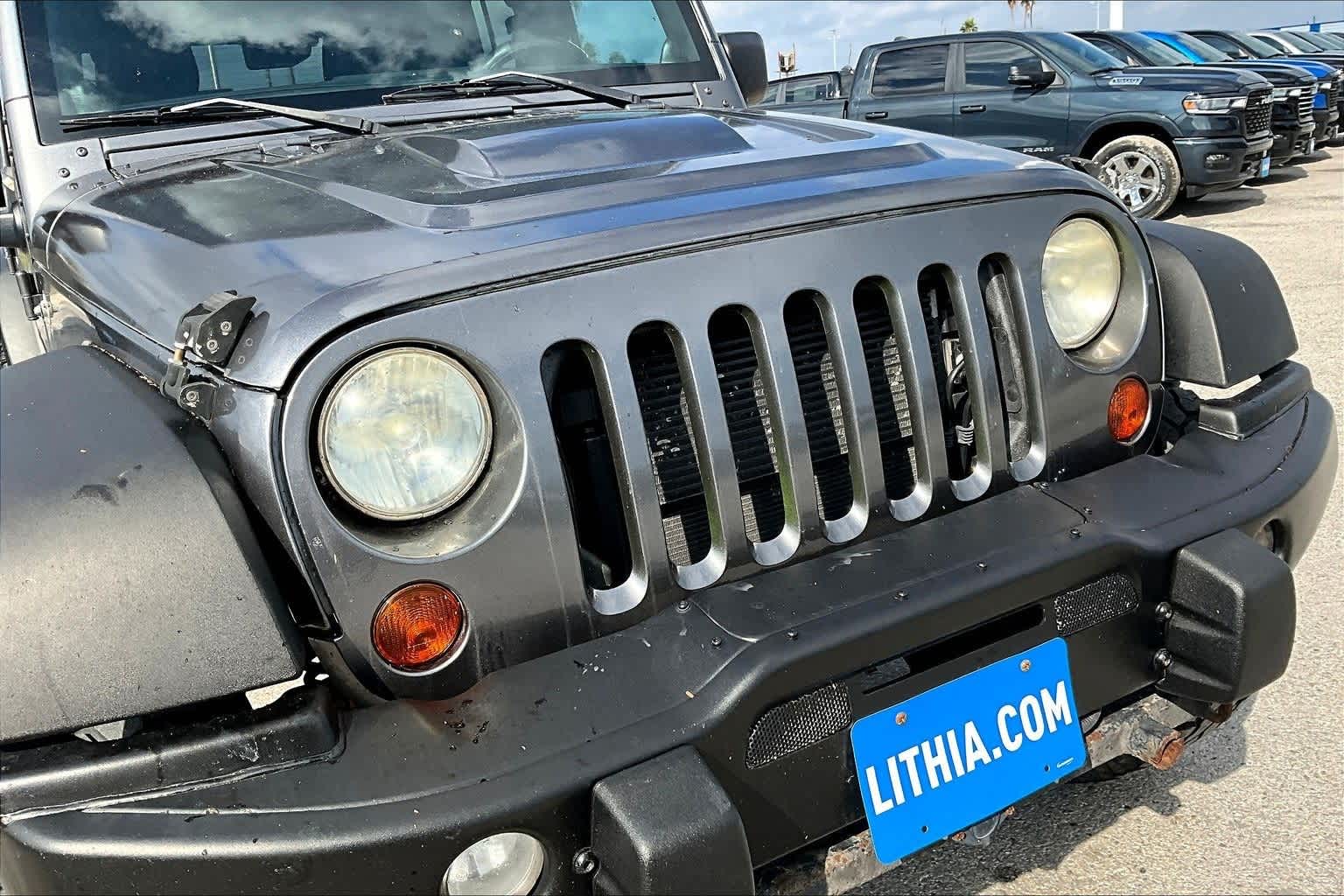 Thumbnail: 2013 Jeep Wrangler - 29